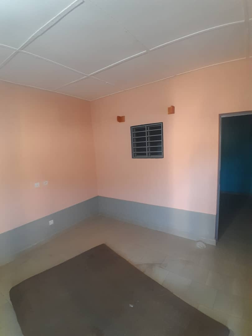 2 CHAMBRE SALON 2 DOUCHE CUISINE